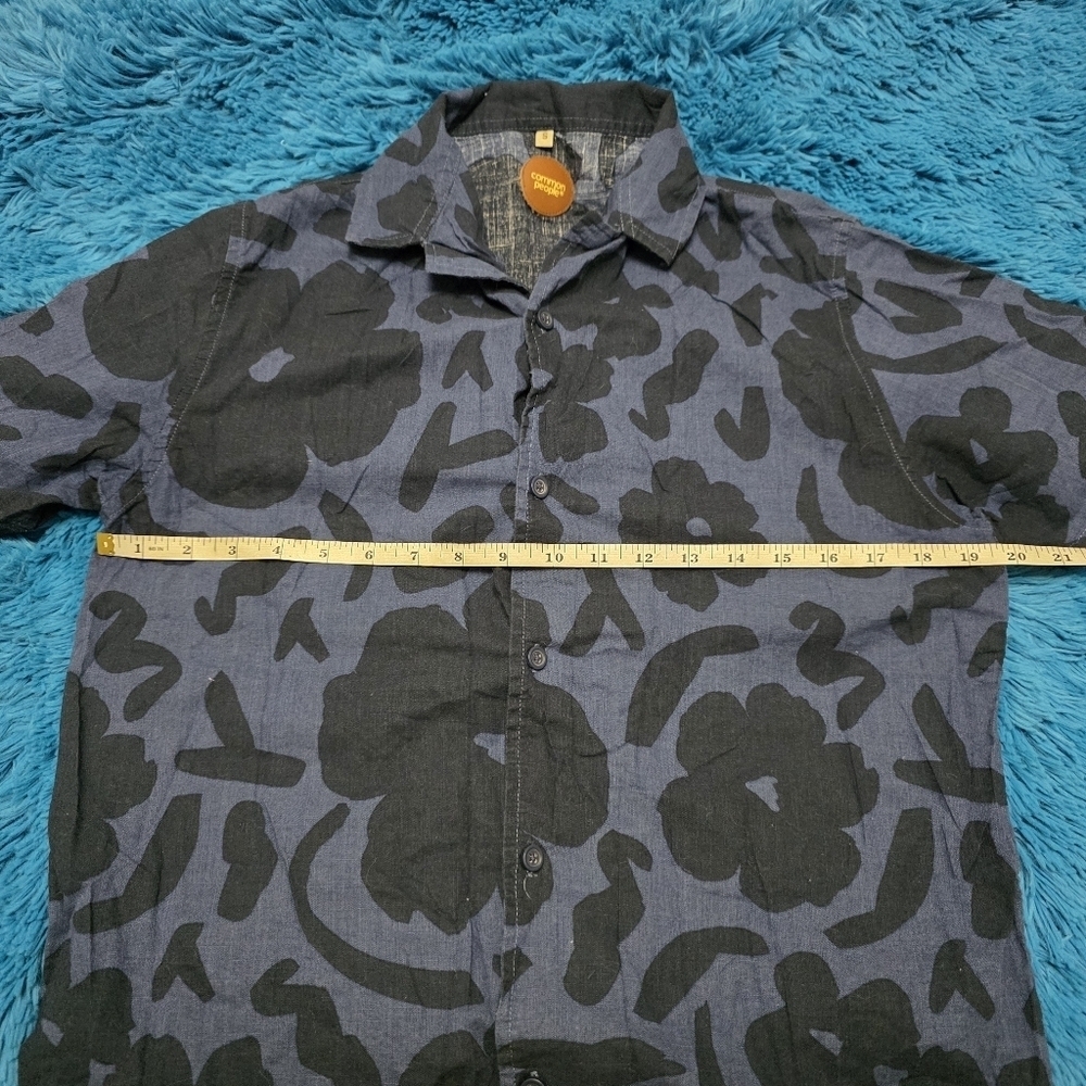Common People Navy Blue Floral Men's Shirt Size Small - Picture 6 of 7